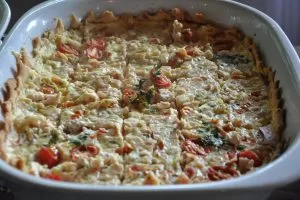 Torta salgada assada de legumes